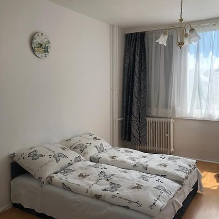 Juti Apartman Эгер Экстерьер фото